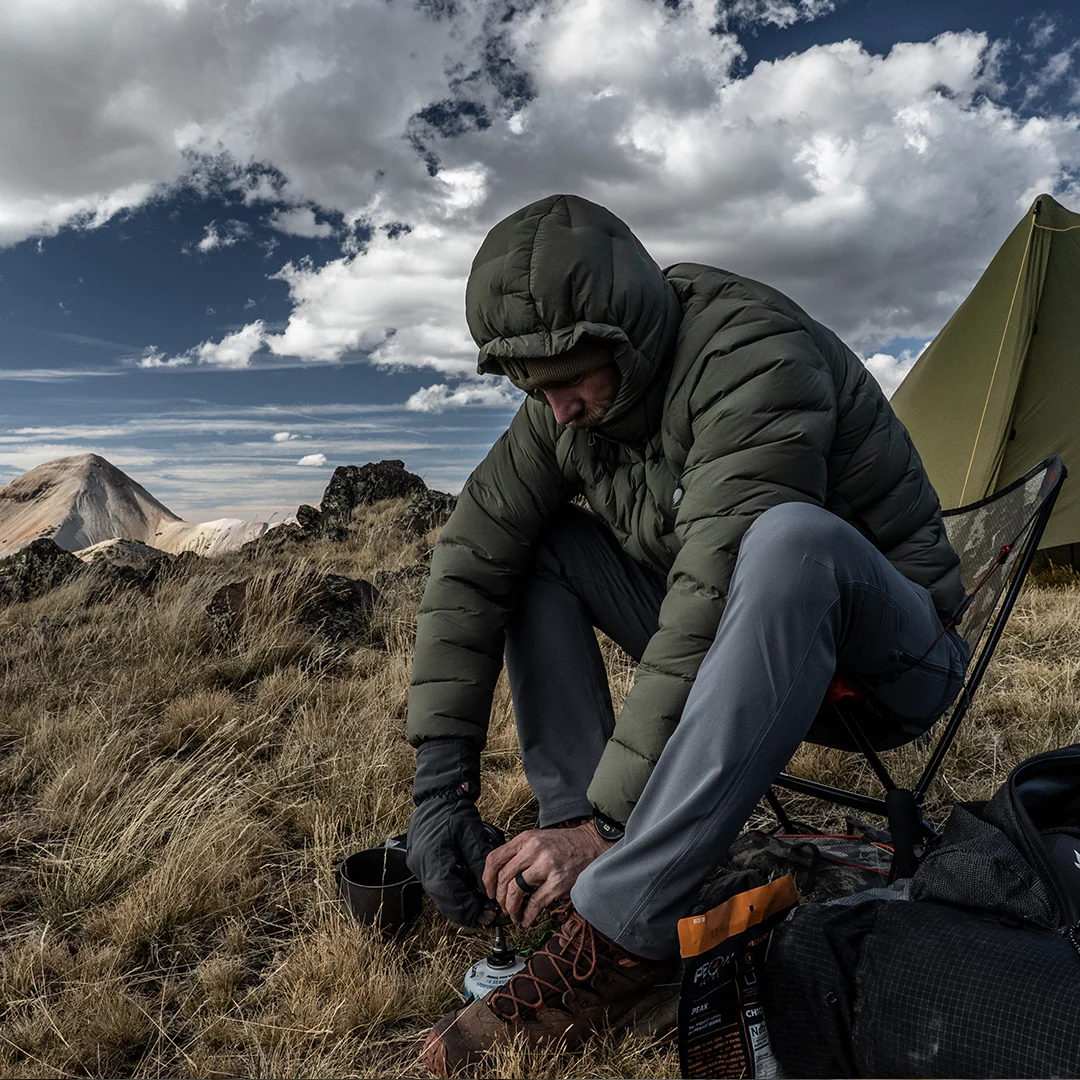 Vantage Alpine Down Jacket - Men - Image 10