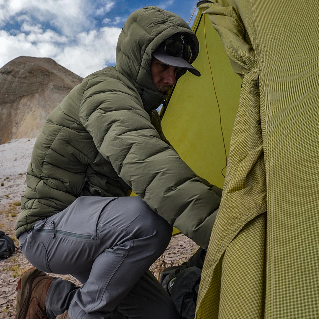 Vantage Alpine Down Jacket - Men - Image 23